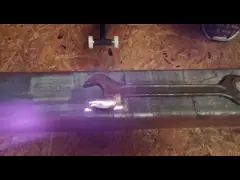 Xóa sơn Rust off giá cả phải chăng máy làm sạch laser xung 200W